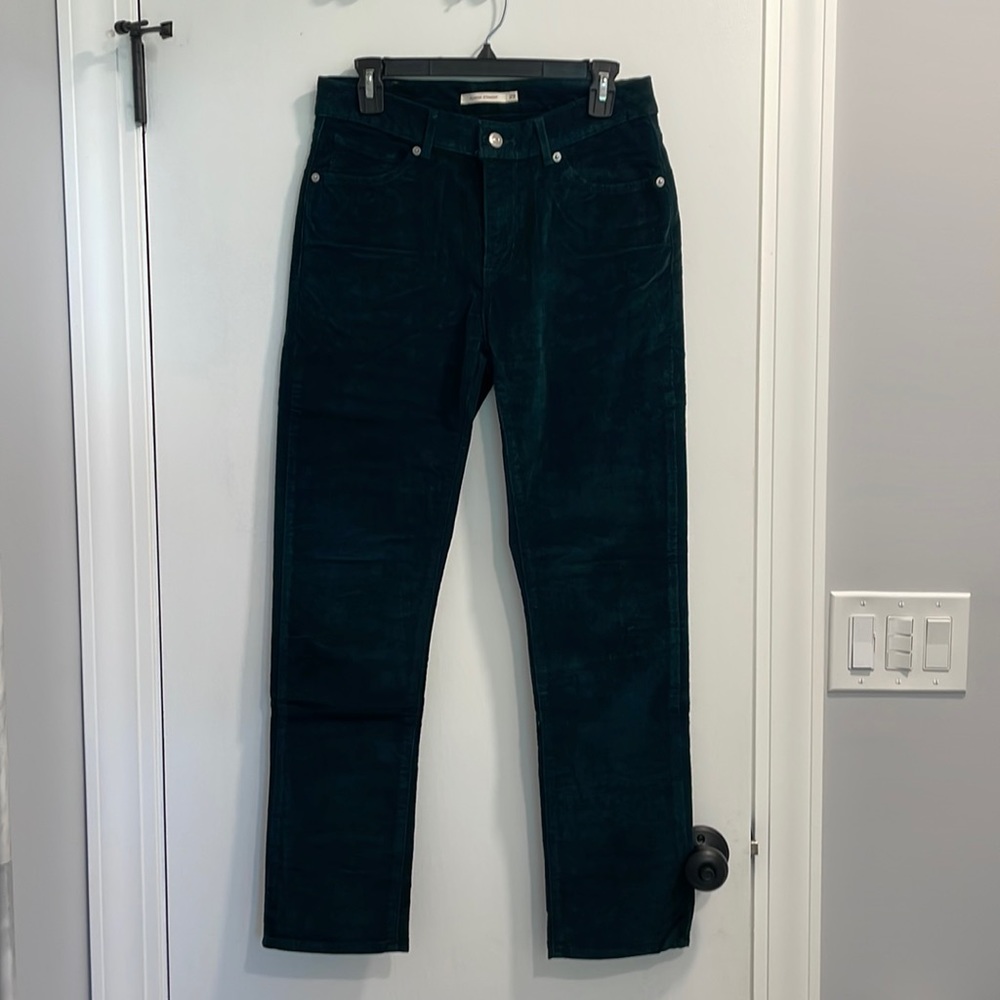 Levi’s Classic Straight Corduroy Jeans Size 29